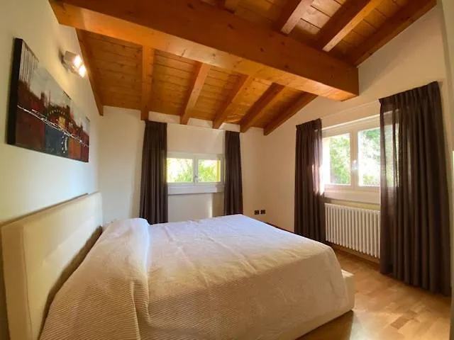 Apartment Magnolia Lenno Italien